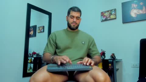 Snapshot of samir_hazard chatting on 12.18.24 samir_hazard online show from 12.18.24