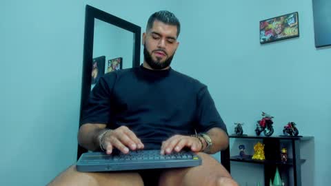 Snapshot of samir_hazard chatting on 01.08.25 samir_hazard online show from 01.08.25