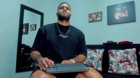 Snapshot of samir_hazard chatting on 09.19.25 samir_hazard online show from 09.19.25