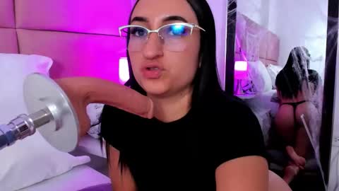 Sammy Morales online show from 10.21.25