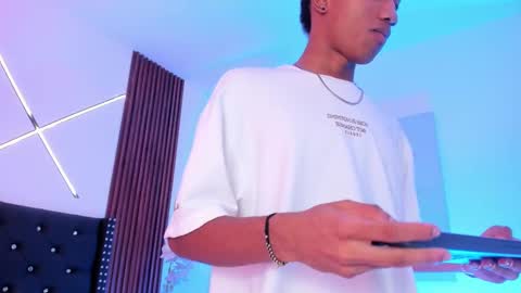Snapshot of sammyyadams_ chatting on 09.19.25 sammyyadams_ online show from 09.19.25