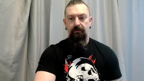 Snapshot of samoanthorn chatting on 02.26.25 Samoanthorn online show from 02.26.25