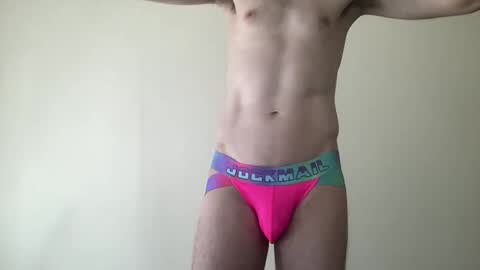 Snapshot of samt2527 chatting on 12.31.24 SamT online show from 12.31.24