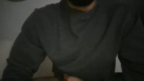 Snapshot of samwise2418 chatting on 12.06.24 Sam W dick strip tease online show from 12.06.24