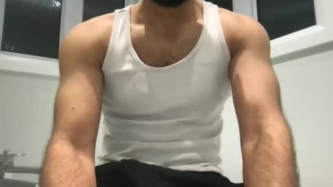 Snapshot of samwise2418 chatting on 12.27.24 Sam W dick strip tease online show from 12.27.24