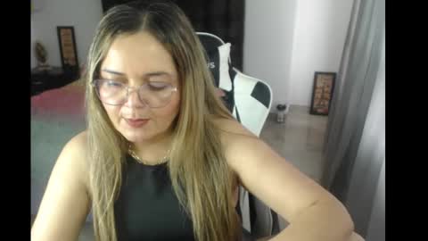 Snapshot of samy_vsn chatting on 03.07.25 samy_vsn online show from 03.07.25
