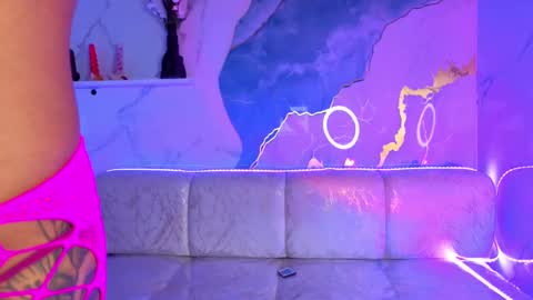 Snapshot of samykiuler_tp chatting on 11.14.25 samykiuler_tp online show from 11.14.25