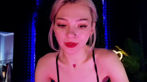 Snapshot of sandraboyl chatting on 01.15.25 Sandy online show from 01.15.25