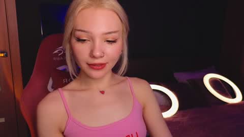 Snapshot of sandraboyl chatting on 01.20.25 Sandy online show from 01.20.25