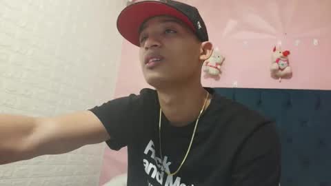 Snapshot of saniasex2025 chatting on 11.29.25 saniasex2025 online show from 11.29.25