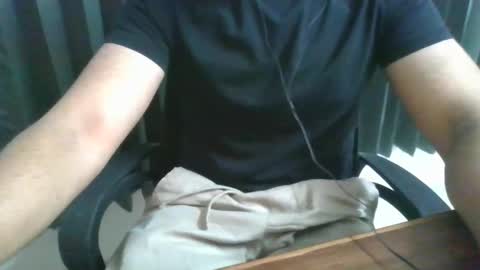 Snapshot of sanjuu2025 chatting on 10.13.25 sanjuu online show from 10.13.25