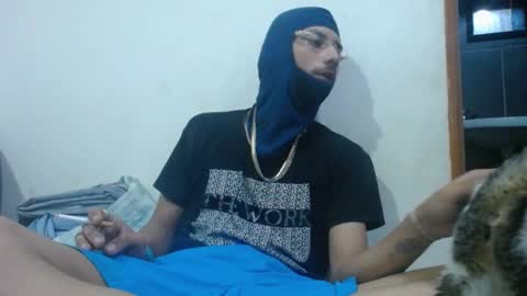Snapshot of santiagoxxxtreme_ chatting on 12.05.24 Santiago online show from 12.05.24
