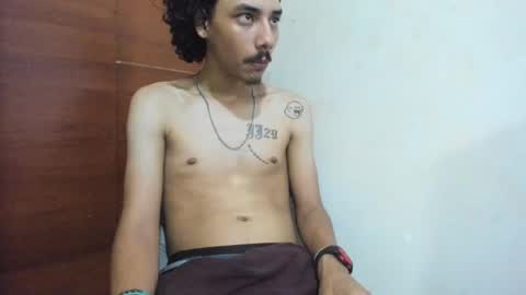 Snapshot of santiagoxxxtreme_ chatting on 12.18.24 Santiago online show from 12.18.24