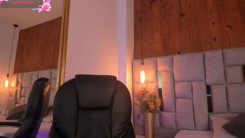 Snapshot of saori_newman chatting on 12.27.24 Saori online show from 12.27.24