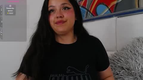 Sara Campur online show from 11.25.25