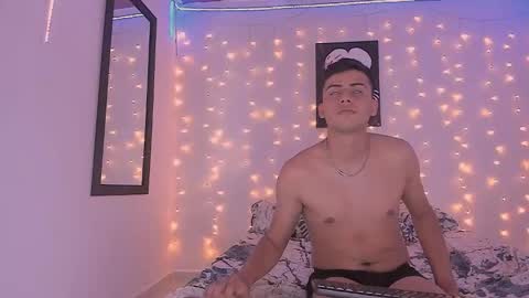 Snapshot of sara_and_anderson_ chatting on 02.19.25 sara and anderson online show from 02.19.25