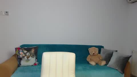 Snapshot of sara_daisy chatting on 12.04.24 Im Sara I am happy to be here online show from 12.04.24