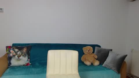 Snapshot of sara_daisy chatting on 01.22.25 Im Sara I am happy to be here online show from 01.22.25