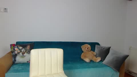 Snapshot of sara_daisy chatting on 02.01.25 Im Sara I am happy to be here online show from 02.01.25