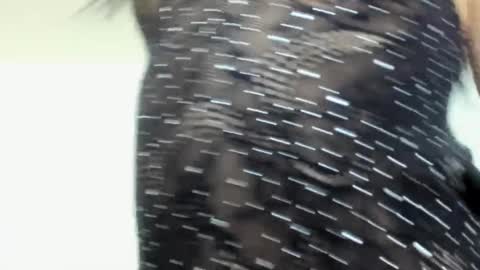 Snapshot of sara_evans01 chatting on 12.12.24 sara online show from 12.12.24