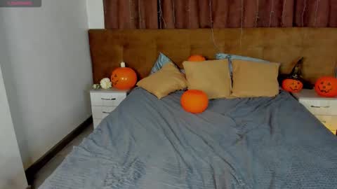 Sarah online show from 10.29.25