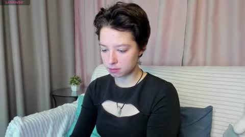 Sarah online show from 12.03.25