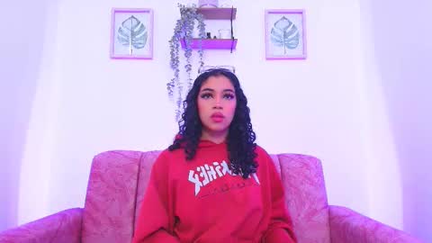 Sara Jhonson  online show from 12.15.24