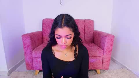 Sara Jhonson  online show from 09.11.25