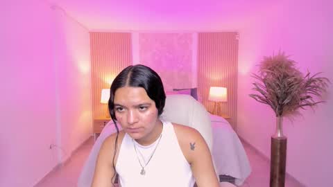 Snapshot of sara_jjones_ chatting on 12.03.25 Sara online show from 12.03.25