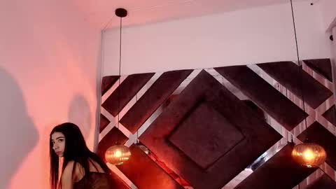 Snapshot of sara_lopee1 chatting on 09.19.25 sara_lopee1 online show from 09.19.25