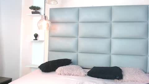 sara_shayk online show from 12.03.25