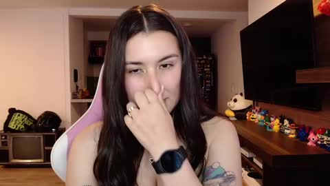 Snapshot of sara_sunrise_ chatting on 01.21.25 Sara online show from 01.21.25