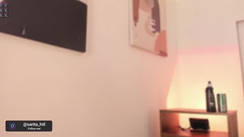 Snapshot of sarah_hiill chatting on 12.23.24 online show from 12.23.24