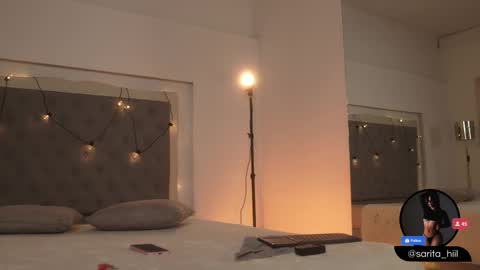Snapshot of sarah_hiill chatting on 10.02.25 online show from 10.02.25