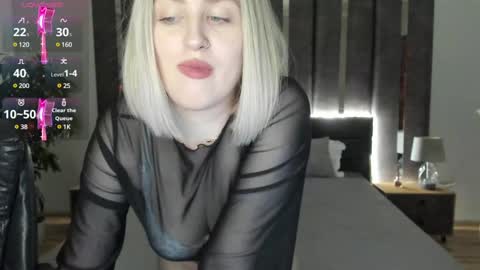 Snapshot of sarah_soul chatting on 12.18.24 Sarah online show from 12.18.24