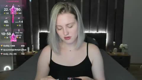 Snapshot of sarah_soul chatting on 02.09.25 Sarah online show from 02.09.25