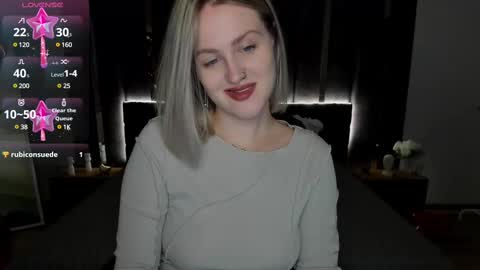 Snapshot of sarah_soul chatting on 02.19.25 Sarah online show from 02.19.25