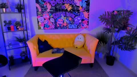 Divine Sarah NONUDE model online show from 12.07.24