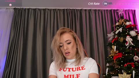 Snapshot of sarahjadore chatting on 12.30.24 Sarahjadore online show from 12.30.24