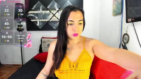 Snapshot of sarahjey chatting on 02.24.25 SARAHJEY online show from 02.24.25