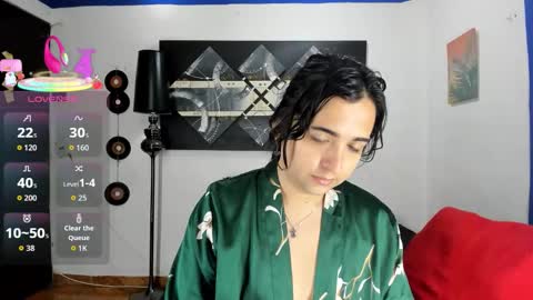 Snapshot of sarahjey chatting on 09.22.25 SARAHJEY online show from 09.22.25