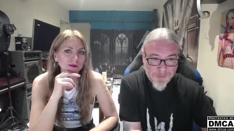 Snapshot of saruandjay chatting on 11.05.25 Giselle and Jay online show from 11.05.25