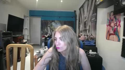 Snapshot of saruandjay chatting on 11.21.25 Giselle and Jay online show from 11.21.25