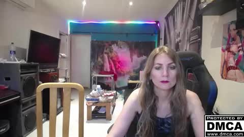 Snapshot of saruandjay chatting on 11.25.25 Giselle and Jay online show from 11.25.25