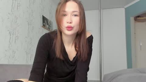 Snapshot of sasha_bell_ chatting on 01.15.25 Sasha online show from 01.15.25