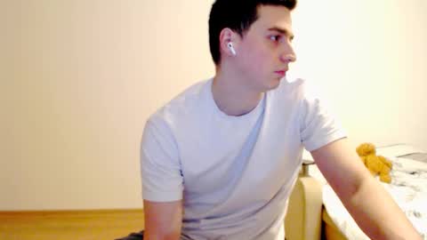 Snapshot of sasha_calvin chatting on 01.02.25 sasha_calvin online show from 01.02.25