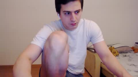Snapshot of sasha_calvin chatting on 02.19.25 sasha_calvin online show from 02.19.25