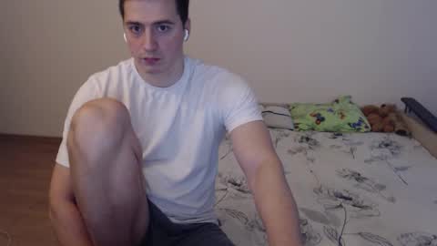 Snapshot of sasha_calvin chatting on 09.17.25 sasha_calvin online show from 09.17.25