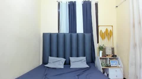 My name is Sasha I will be glad if you spend your time with me 3 you can DM me if you need me online show from 01.03.25