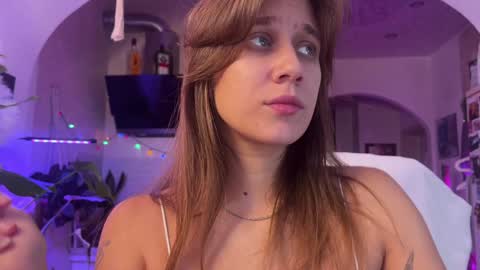 Alexandra Sasha in short online show from 12.22.24